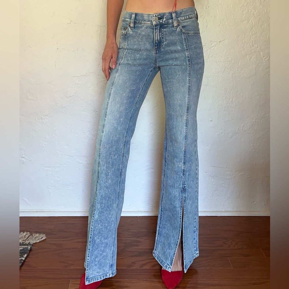 Alice + Olivia Front slit boot cut jeans size 26